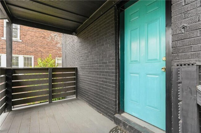 Photo - 1900 Maple St