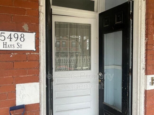 Photo - 5498 Hayes St Unit #1