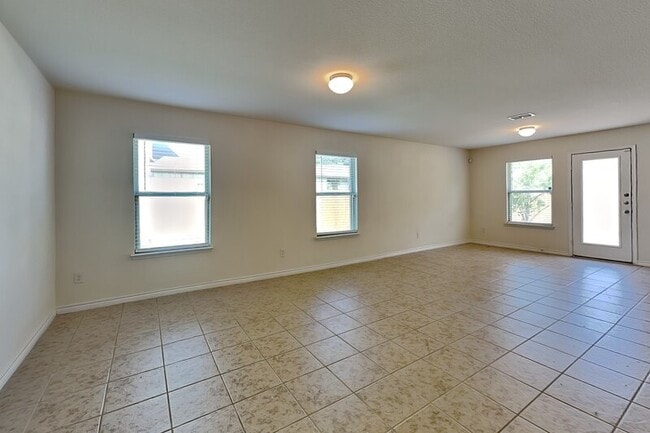 Photo - 14625 Briarcrest Dr