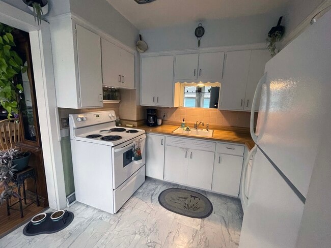 Photo - 25 N Reserve Ave