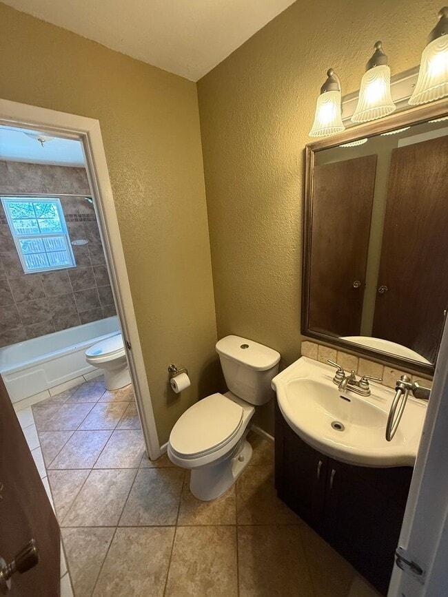 Photo - 3402 Justice Ave