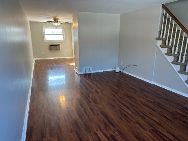 Photo - 1961 Carter Rd