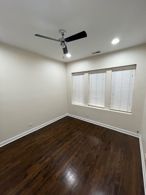 Photo - 1520 W Addison St Unit 1