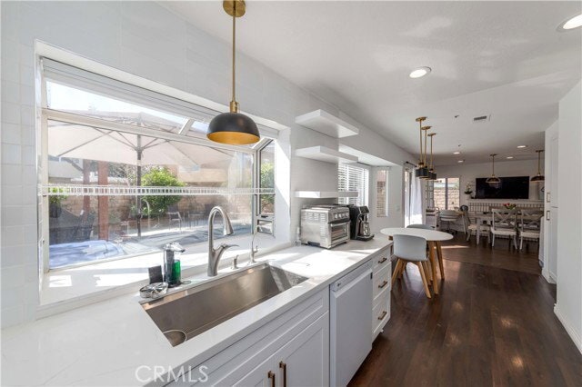 Photo - 5621 Rostrata Ave