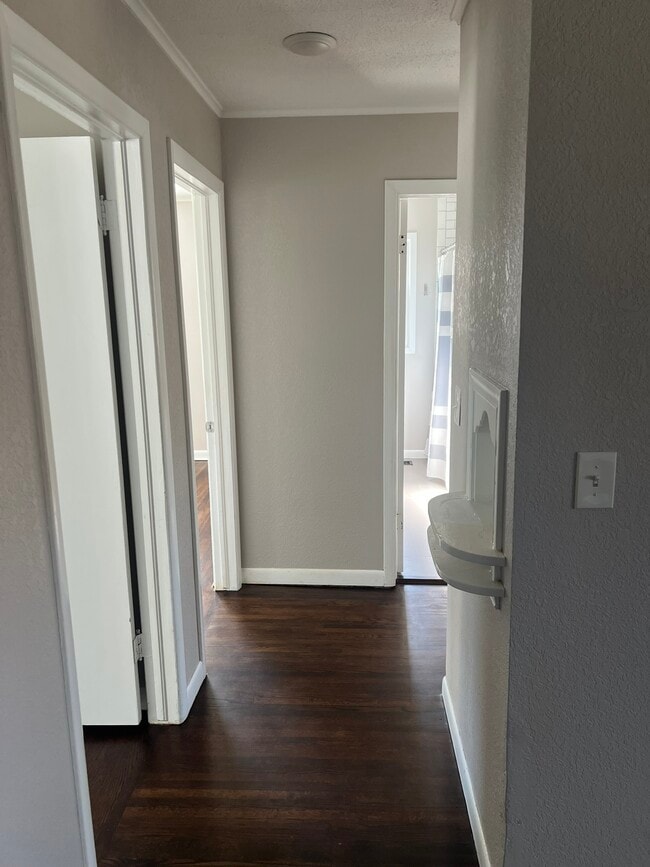 Photo - 3839 S Cincinnati Ave