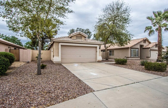 Photo - 151 W Jasper Dr