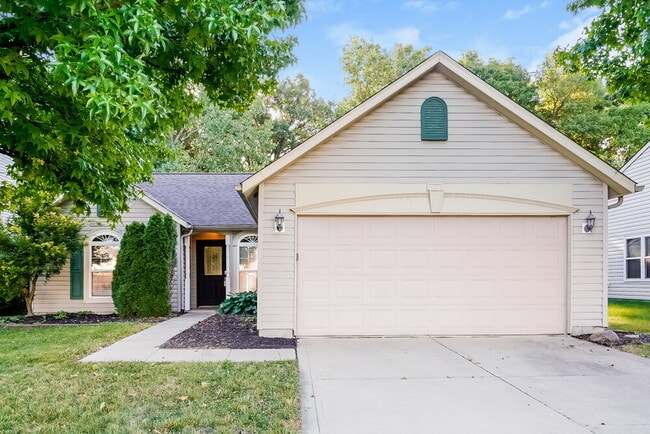 Building Photo - 535 Cahill Ln