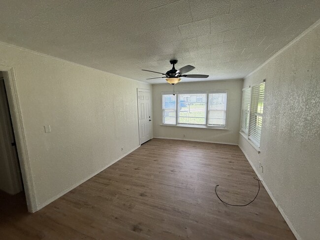1002 S Highland