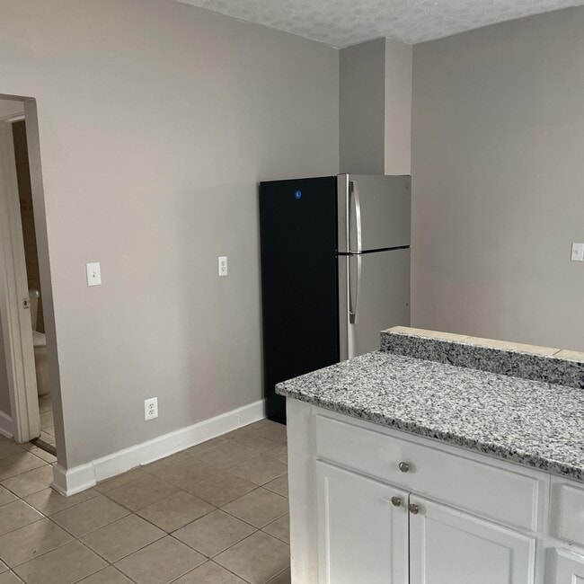 Photo - 3410 W 46th St