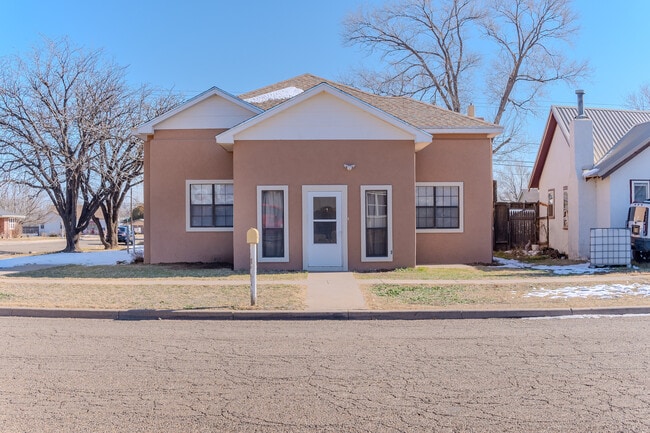 Photo - 1121 Wallace St