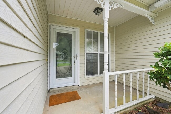 Photo - 148 Meadowbrook Ct