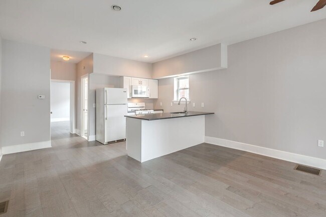 Photo - 1400 S 16th St