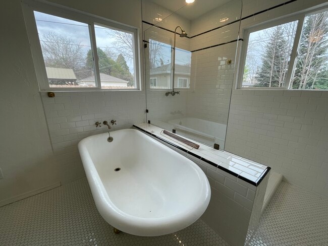 Photo - 1030 Lincoln St