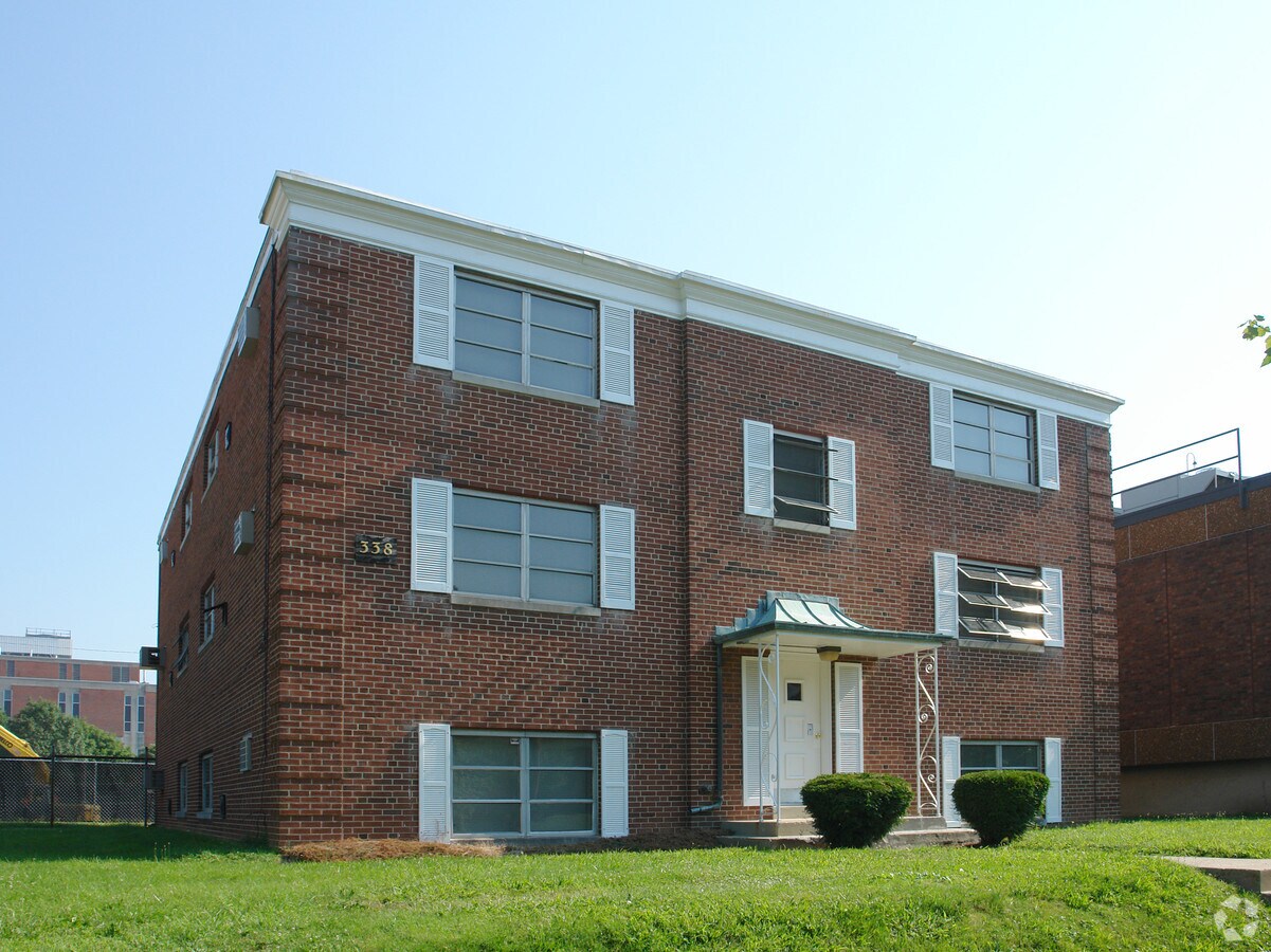 Photo - 338 W 8th Ave