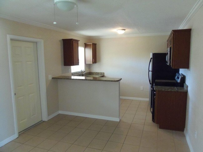 Photo - Caribbean Apartments