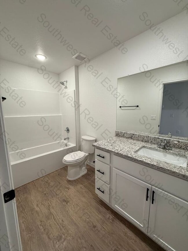 Photo - New Spacious 2 bedroom 2 bath Duplex.