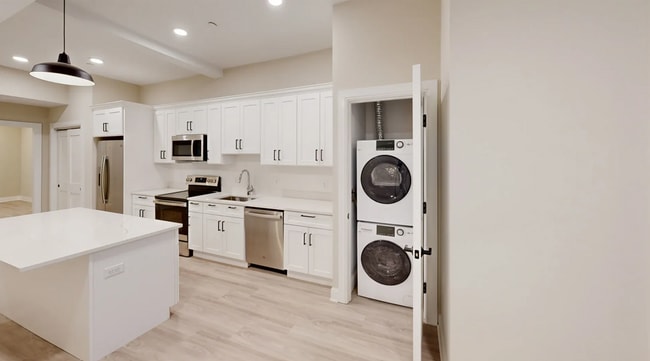 Photo - 222 Tremont St Unidad 1
