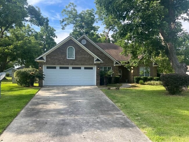 Building Photo - 3824 Brookfield Dr