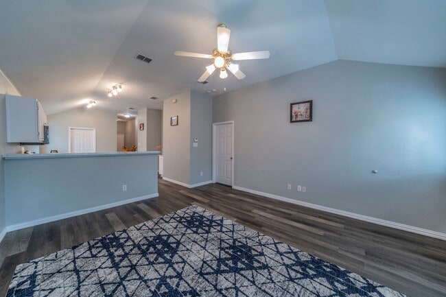 11765 Bobcat Dr