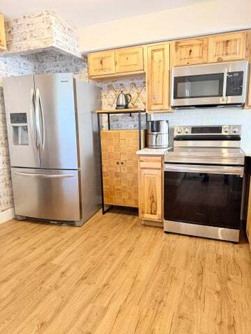 Building Photo - 13206 Glenmoor Dr