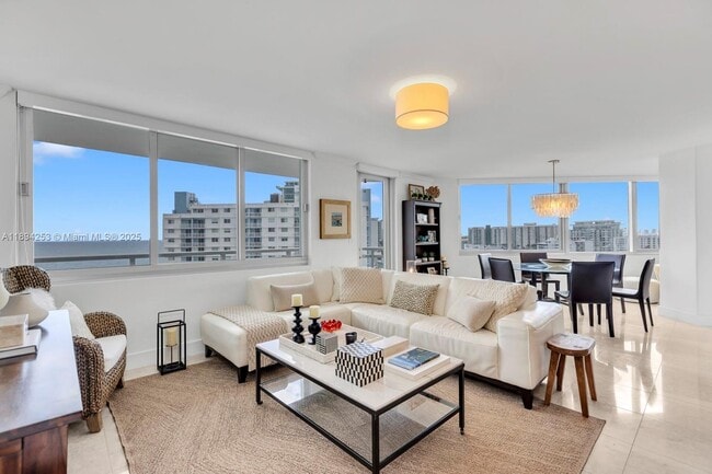 Building Photo - 7135 Collins Ave Unit 1126