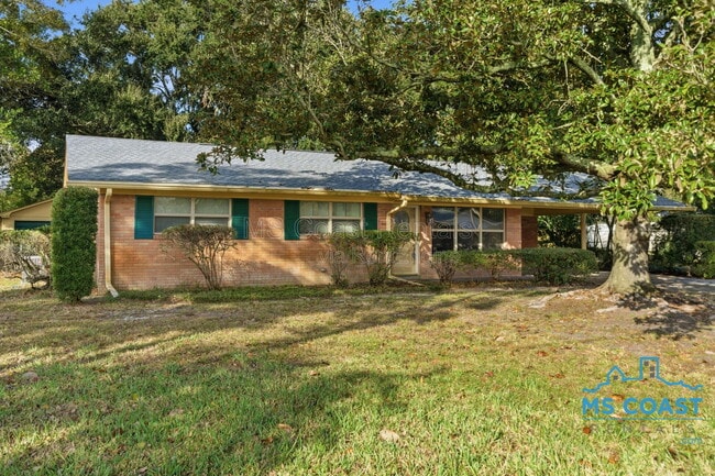 Building Photo - 339 Hilton Ave