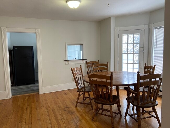 Building Photo - 15 LLC-44 Elm Street Unit 3