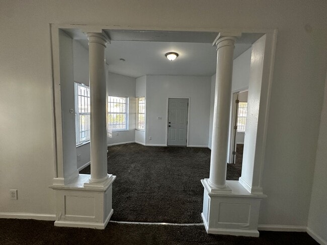 Photo - 432 S Highland Ave