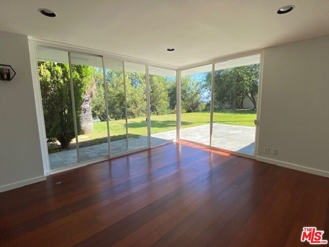 Photo - 4014 Rogen Dr