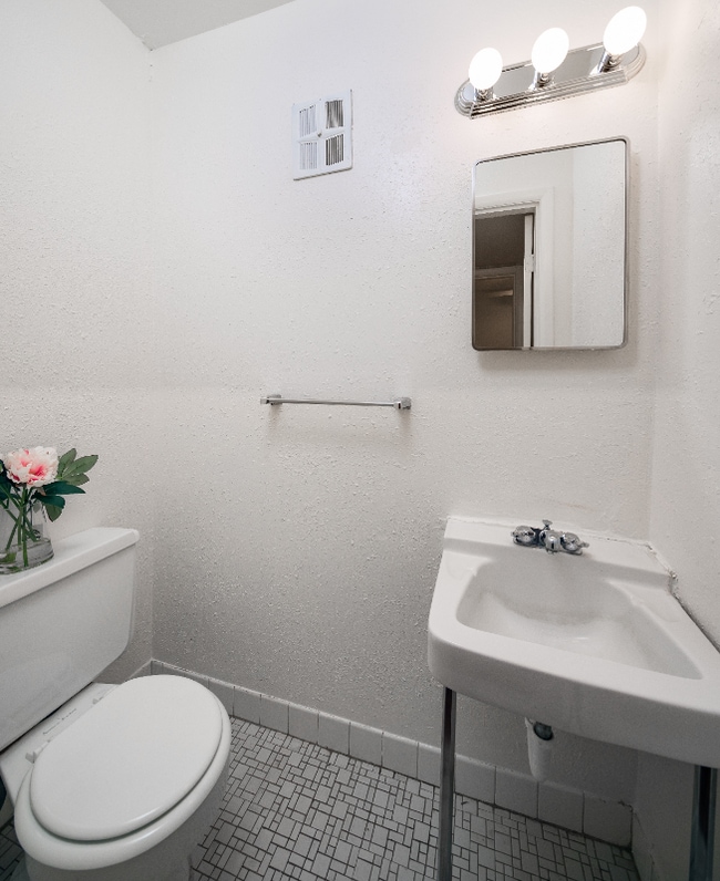 Photo - 1400 Church St Unidad I