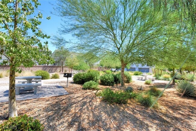 Building Photo - 4465 Violet Flowers St