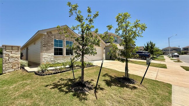 Photo - 792 Lake Sweetwater Ln