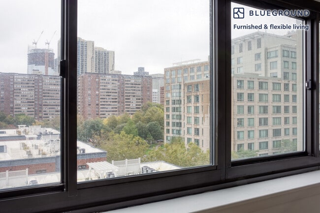 Photo - 10 Emerson Pl Unidad FL7-ID495