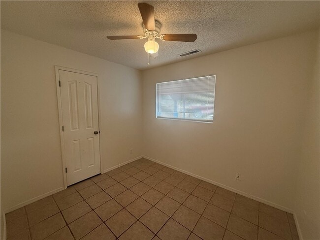 Photo - 1943 Pico St