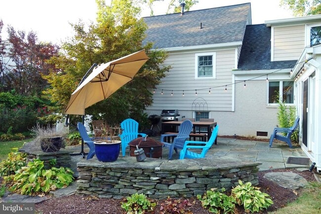 Photo - 1103 Neal Dr