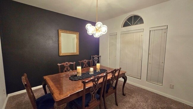 Photo - 7309 Raphael St