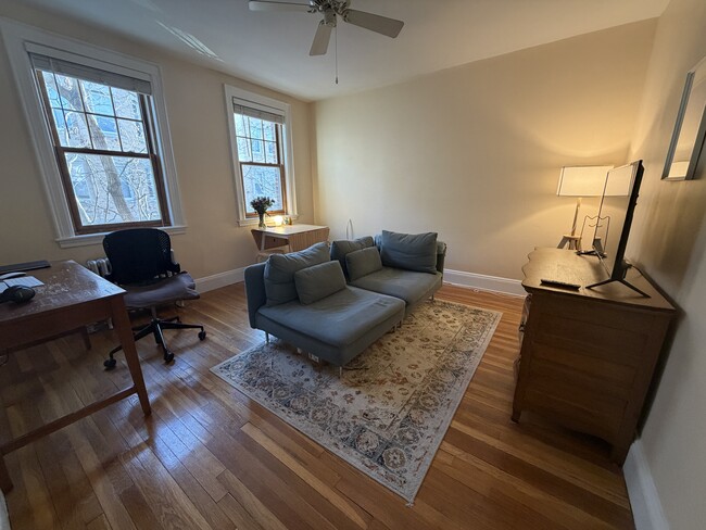 48 Strathmore Rd Unit 26