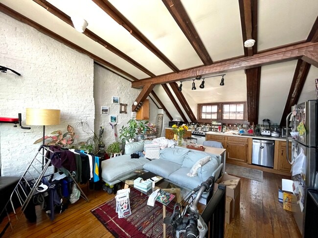 Photo - 2 Champney Pl Unit 3