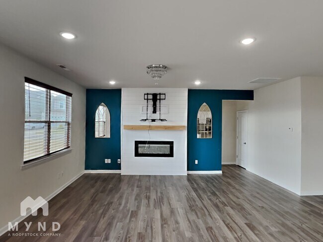 Photo - 5049 Markfield Ln