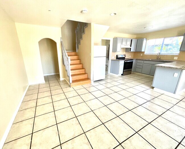 Kitchen & living room - 2951 68th Ave Unit 2955