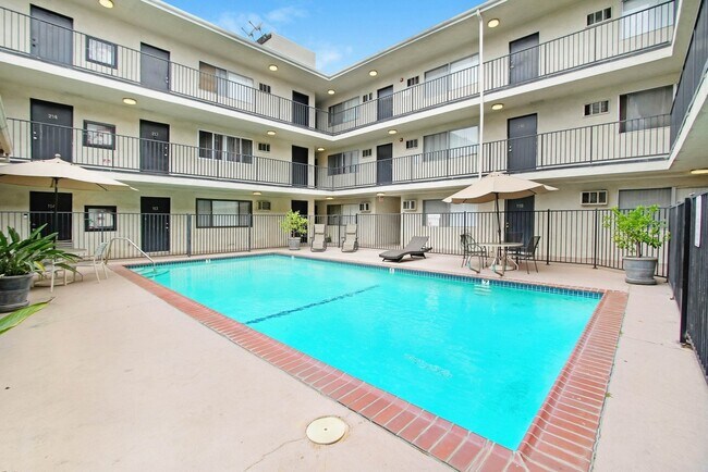 Sherman Plaza Apartments