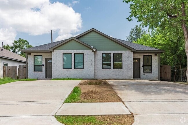 Building Photo - 5121 Southwind St Unit B Rental