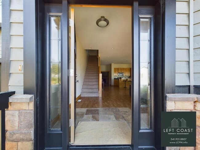 Photo - 798 SE 37th Ct