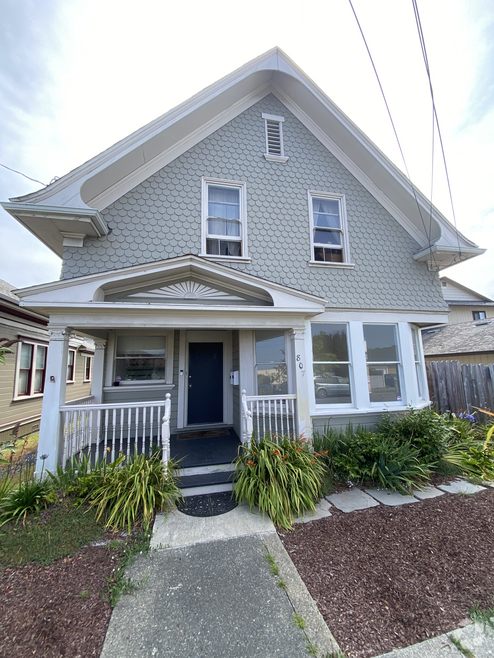 Building Photo - 807 Pine St Unit B Rental