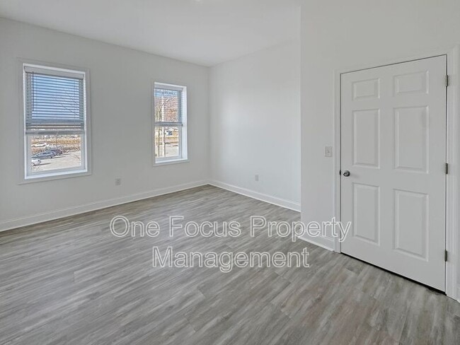 Photo - 1064 Mill St Unidad #3