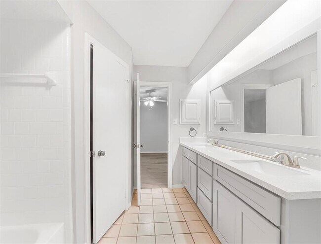 Photo - 23227 Timberbrook Dr