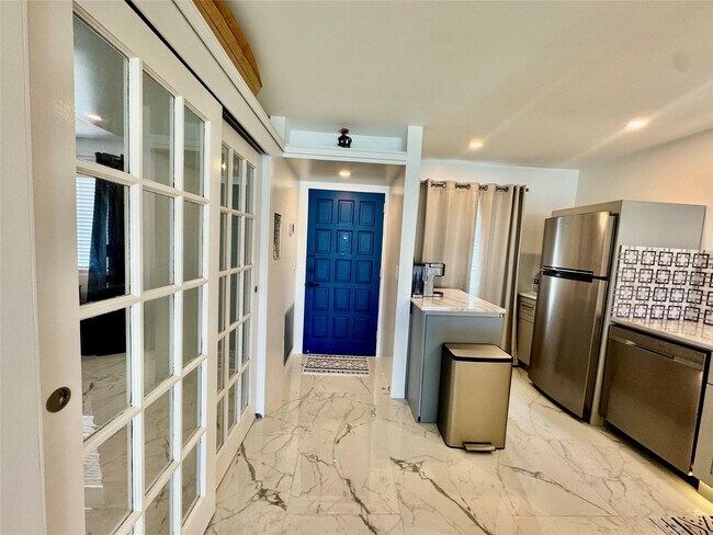 Photo - 4100 Tivoli Ct Unit 201