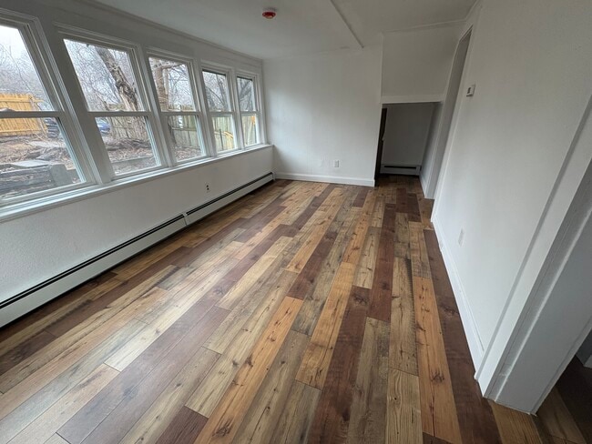 Photo - 1 Clermont Ln Unit 1