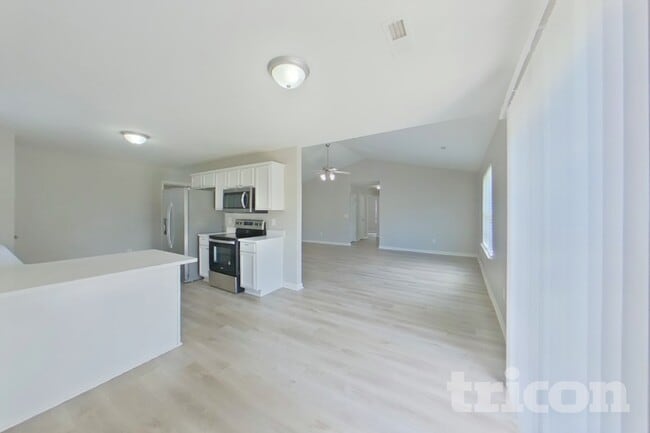 Photo - 257 Waxberry Ct