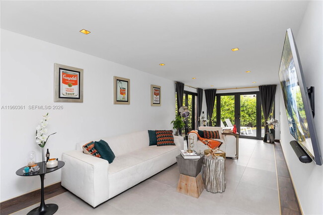 Photo - 63 SW 31st Rd